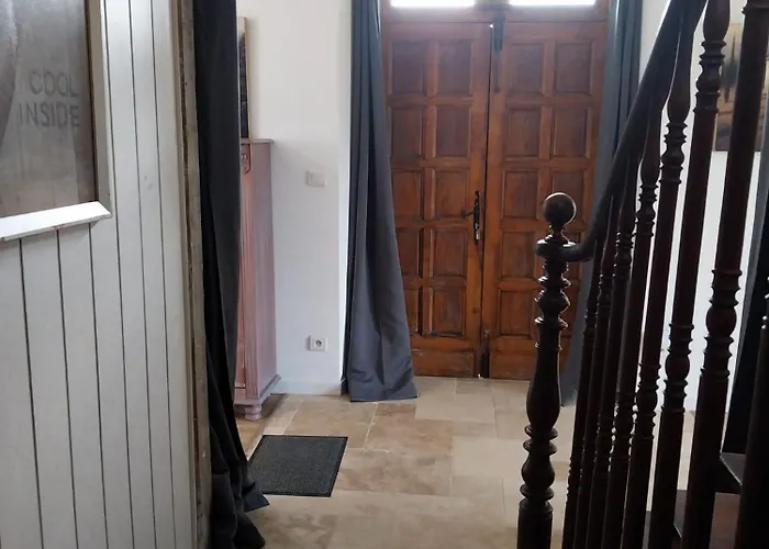 Dom wakacyjny Pouget Montréal